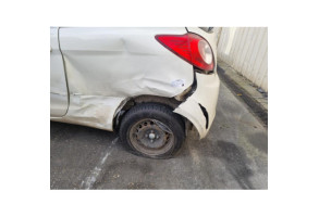 Vitre avant gauche FORD KA 2 Photo n°19