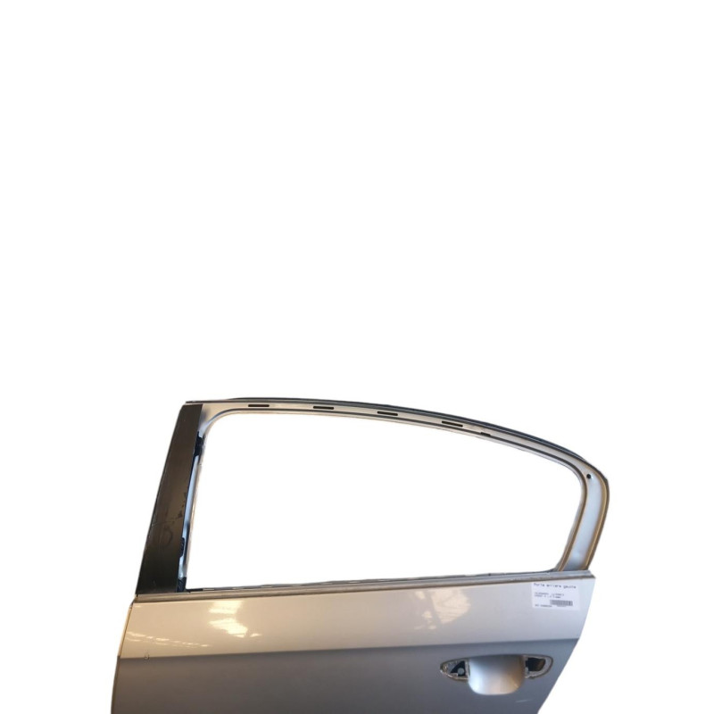 Porte arriere gauche VOLKSWAGEN PASSAT 5 Photo n°1