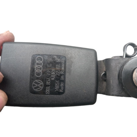 Attache ceinture arriere gauche AUDI A1 1
