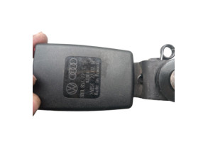 Attache ceinture arriere gauche AUDI A1 1 Photo n°1