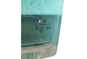 Vitre arriere gauche VOLKSWAGEN GOLF 7 Photo n°2
