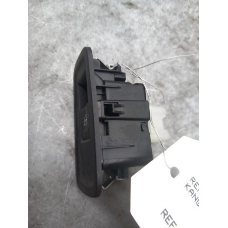 Interrupteur de leve vitre arriere droit RENAULT KANGOO 3
