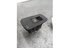 Interrupteur de leve vitre arriere gauche RENAULT KANGOO 3 Photo n°1