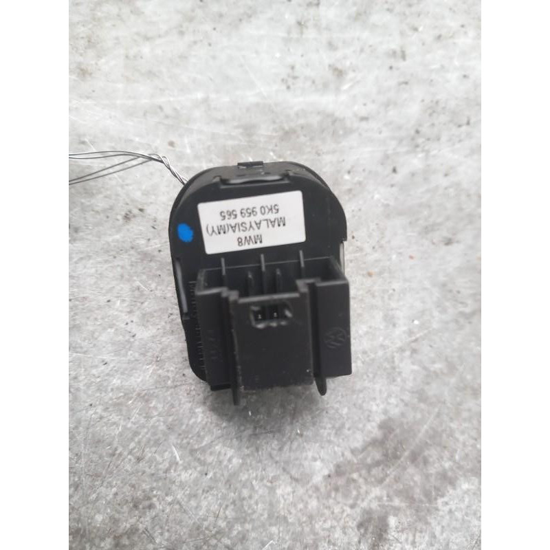 Commande retroviseurs VOLKSWAGEN GOLF PLUS Photo n°1