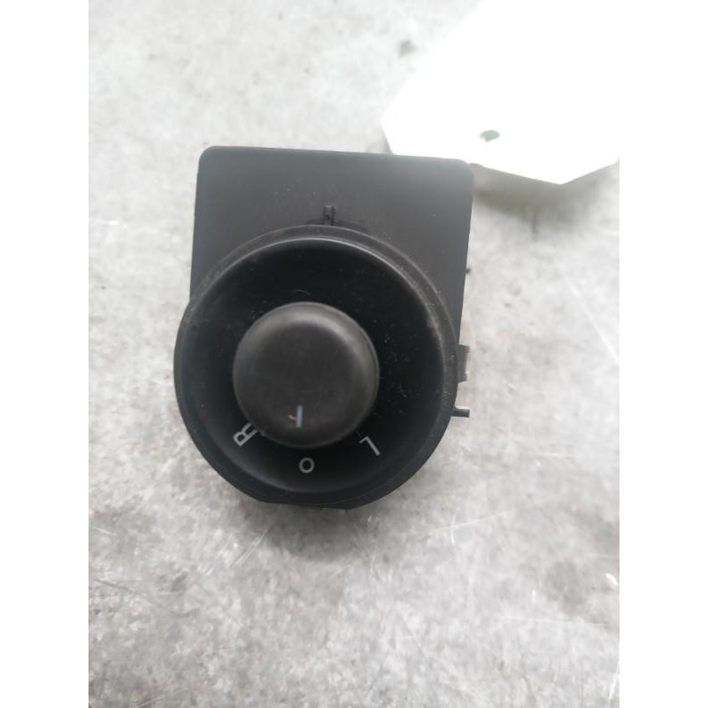 Commande retroviseurs OPEL MERIVA B Photo n°1