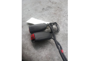 Attache ceinture arriere gauche KIA SPORTAGE 3 Photo n°1