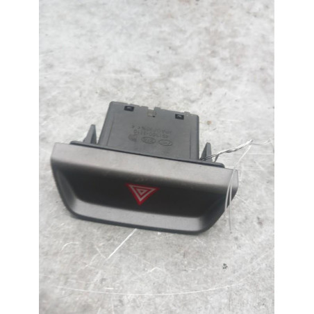 Bouton de warning KIA SPORTAGE 3