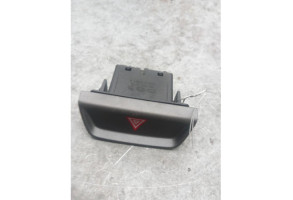Bouton de warning KIA SPORTAGE 3 Photo n°1