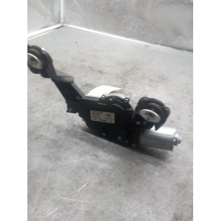 Moteur essuie glace arriere KIA SPORTAGE 3