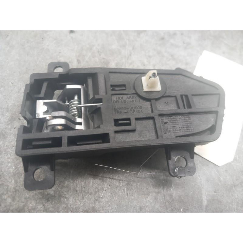 Poignee interieur arriere droit KIA SPORTAGE 3 Photo n°1
