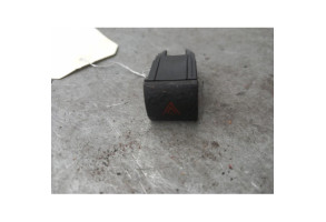 Bouton de warning ALFA ROMEO GIULIETTA 2 Photo n°3