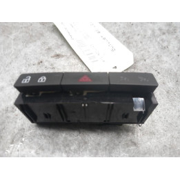 Bouton de warning OPEL MERIVA B Photo n°1