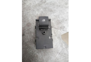 Interrupteur de leve vitre arriere gauche OPEL MERIVA B Photo n°1