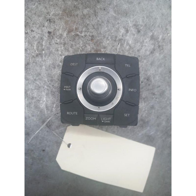Commande GPS RENAULT LAGUNA 2 Photo n°1