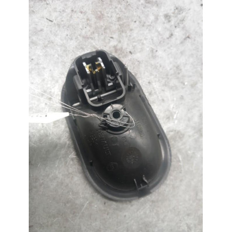 Poignee interieur avant droit RENAULT CLIO 3