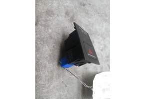 Bouton de warning VOLKSWAGEN GOLF 7 Photo n°1