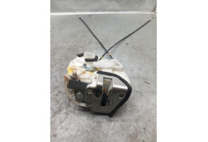 Serrure arriere droit SUZUKI SWIFT 3 Photo n°1