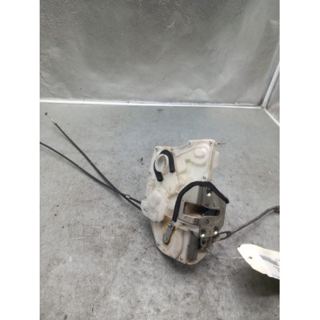 Serrure avant droit SUZUKI SWIFT 3