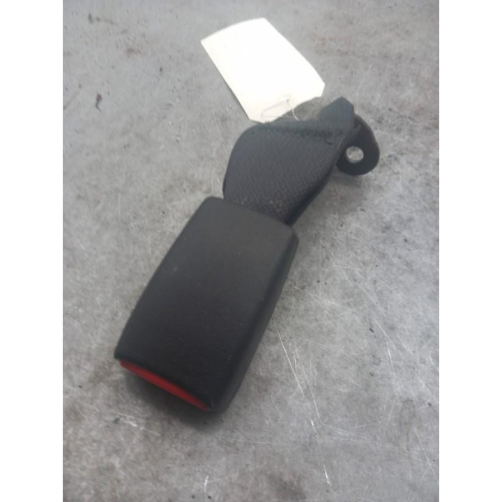 Attache ceinture arriere gauche NISSAN MICRA 4 Photo n°3