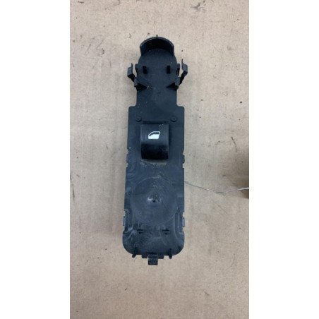 Interrupteur de leve vitre avant droit PEUGEOT 508 1