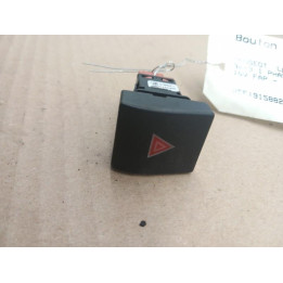 Bouton de warning PEUGEOT 3008 1 Photo n°1