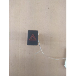 Bouton de warning NISSAN QASHQAI 1 Photo n°1