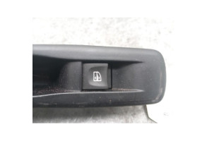 Interrupteur de leve vitre arriere gauche RENAULT MEGANE 3 Photo n°1