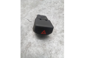 Bouton de warning NISSAN MICRA 3 Photo n°1
