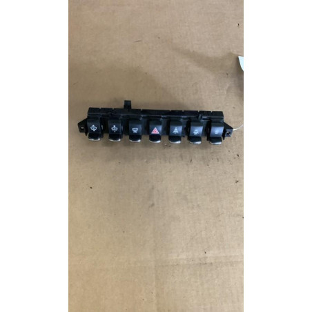 Bouton de warning PEUGEOT 3008 1