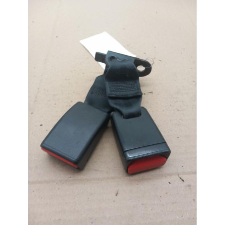Attache ceinture arriere droit PEUGEOT 208 1