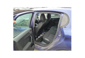 Attache ceinture arriere gauche PEUGEOT 208 1 Photo n°12