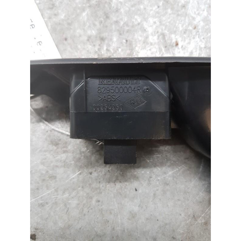 Interrupteur de leve vitre arriere droit RENAULT MEGANE 3 Photo n°1