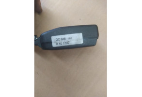 Attache ceinture arriere gauche PEUGEOT 207 Photo n°5