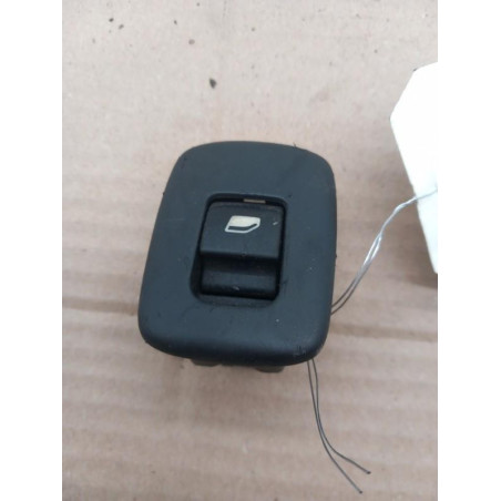 Interrupteur de leve vitre arriere droit PEUGEOT 207
