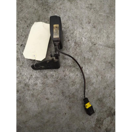 Attache ceinture arriere gauche PEUGEOT 207