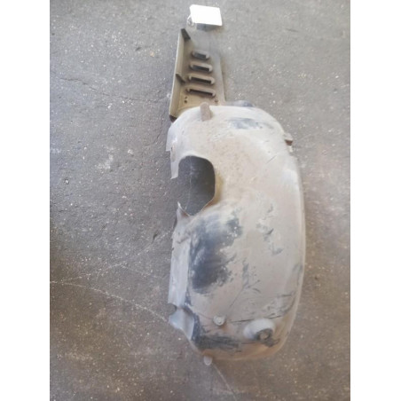 Pare boue arriere gauche RENAULT CLIO 3