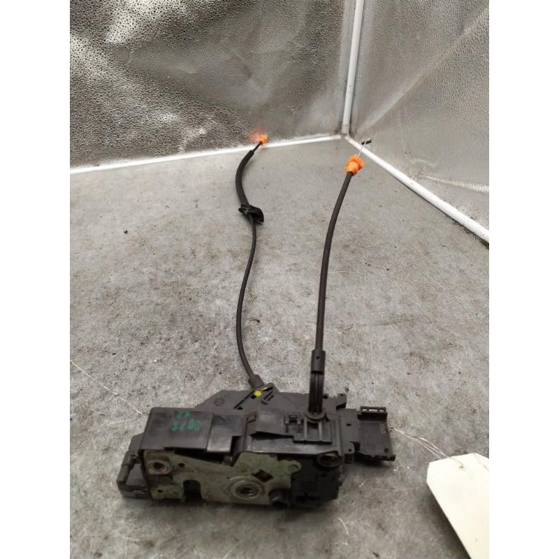Serrure arriere droit CITROEN C4 PICASSO 1 Photo n°1