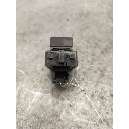 Interrupteur de leve vitre arriere gauche RENAULT CLIO 5