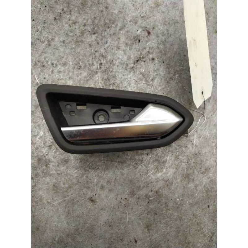 Poignee interieur avant droit RENAULT CLIO 5 Photo n°1