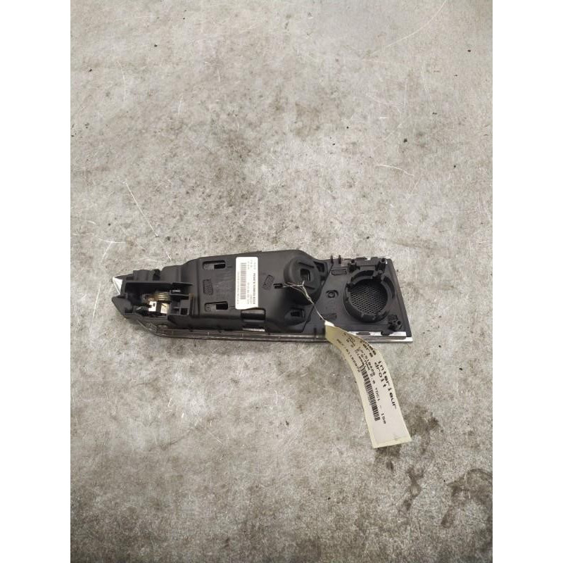 Poignee interieur arriere droit FORD S-MAX 2 Photo n°1