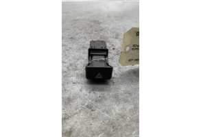 Bouton de warning RENAULT SUPER 5 Photo n°1