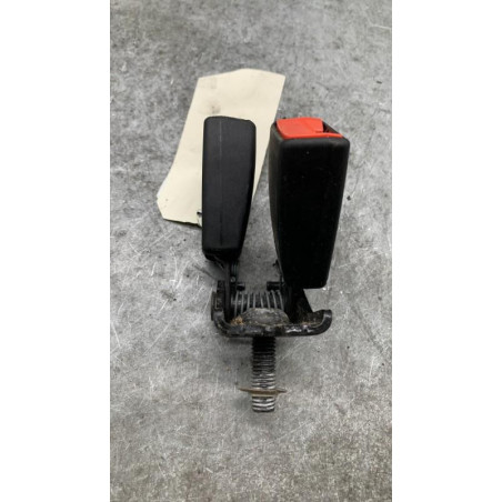 Attache ceinture arriere droit FORD FIESTA 6