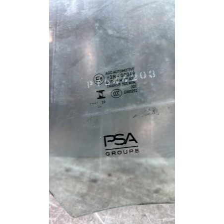 Vitre arriere gauche PEUGEOT 208 2