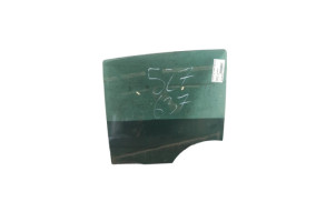 Vitre arriere gauche RENAULT CLIO 3 Photo n°2