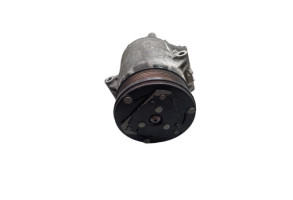 Compresseur clim OPEL ASTRA H Photo n°3