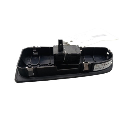 Interrupteur de leve vitre avant droit BMW SERIE 1 E87