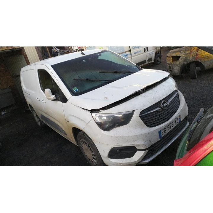 Compresseur clim OPEL COMBO E Photo n°6