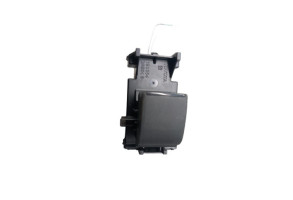Interrupteur de leve vitre arriere droit TOYOTA YARIS CROSS Photo n°2