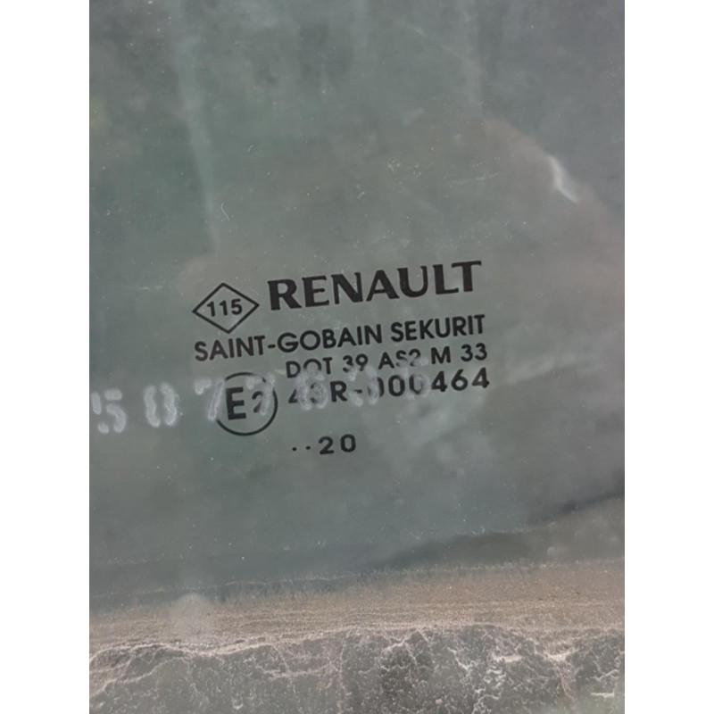 Vitre arriere droit RENAULT CLIO 5 Photo n°1