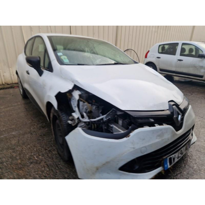 Feu arriere principal gauche (feux) RENAULT CLIO 4 Photo n°4